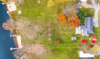 178 40th St, Allegan, MI 49010