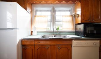 203 COMMONWEALTH Ave, Claymont, DE 19703
