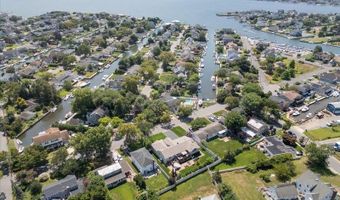 77 Shore Rd, Amityville, NY 11701