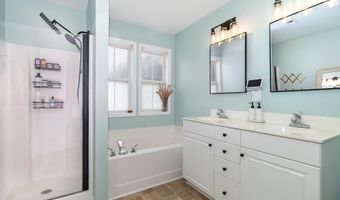 507 Village Loop Dr, Apex, NC 27502