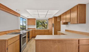 9945 SW 170TH Ave, Beaverton, OR 97007