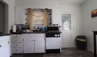 19 Vincent St, Middletown, RI 02842