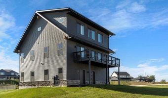 1165 Salm Dr, North Liberty, IA 52317