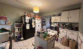 7 Meadow Wood Dr, Barre, VT 05654
