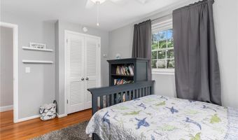 26 Ferncrest Dr, Cumberland, RI 02864