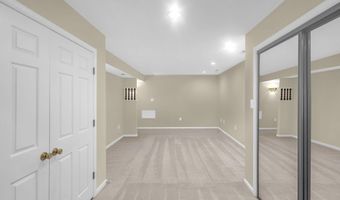 2206 FORT WARD Pl, Alexandria, VA 22304