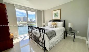 9721 E Bay Harbor Dr 4D, Bay Harbor Islands, FL 33154
