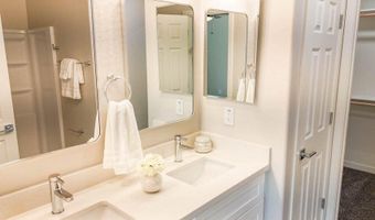 15438 S Overfield Rd, Arizona City, AZ 85123