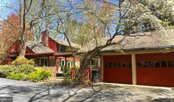6819 SELKIRK, Bethesda, MD 20817