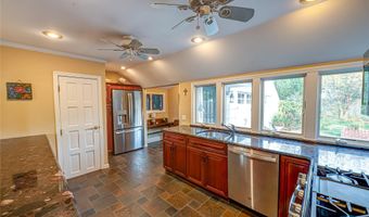 178 S Bayview Ave, Amityville, NY 11701