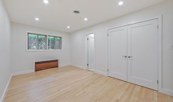 21 E CENTRAL Ave, Bergenfield, NJ 07621