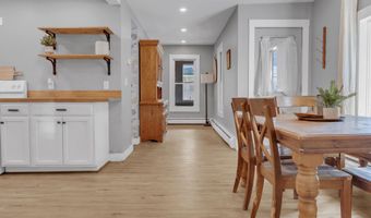 24 Center St, Augusta, ME 04330
