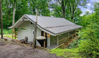 112 SCENIC VIEW Dr, Addison, PA 15411