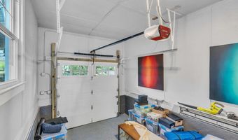 7 Sunset Dr, Asbury Park, NJ 07712