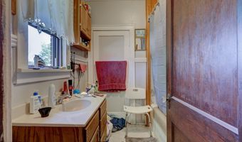 453 Stockholm St, Asbury, MO 64832