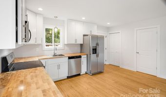 110 Lager Ln, Asheville, NC 28806