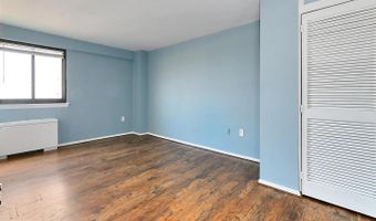 801 N PITT St #1203, Alexandria, VA 22314