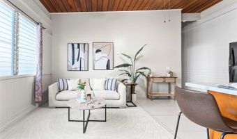 98-822 Kaamilo St, Aiea, HI 96701