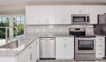 1892 Lindsay Ln, Ann Arbor, MI 48104