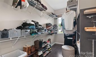 8 Secrest Dr, Arden, NC 28704