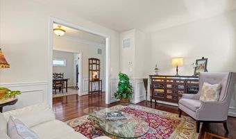 2504 WASHINGTON Blvd, Arlington, VA 22201