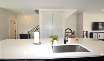 22790 TAWNY PINE Sq, Ashburn, VA 20148