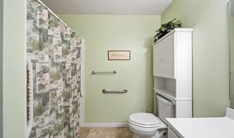 2503 Lakewood Dr, Adrian, MI 49221