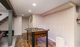 3665 Frederick Dr, Ann Arbor, MI 48105