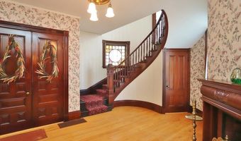 2 W Broadway, Bangor, ME 04401