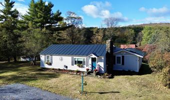 31 Lakota Rd, Barnard, VT 05031