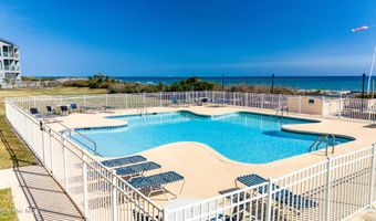 2305 W Fort Macon Rd 207, Atlantic Beach, NC 28512