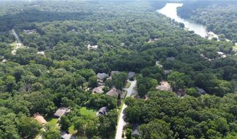 8 Ashton Ln, Bella Vista, AR 72715