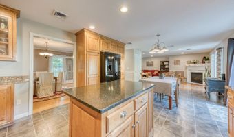 415 Chamberlain Hwy, Berlin, CT 06037