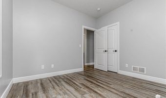 1801 NW 17th St, Abilene, KS 67410