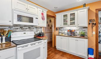 510 SE Sharon Dr, Ankeny, IA 50021