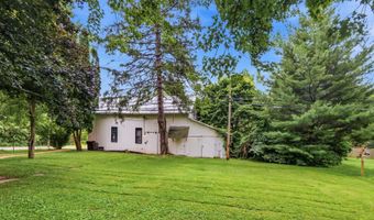 527 E High St, Ashley, OH 43003