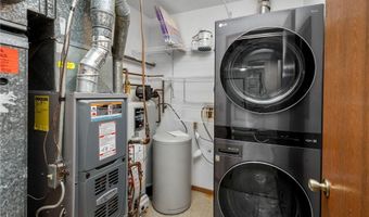 8654 134th St W, Apple Valley, MN 55124