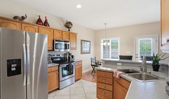 921 Hildebrand Dr, Indianapolis, IN 46217