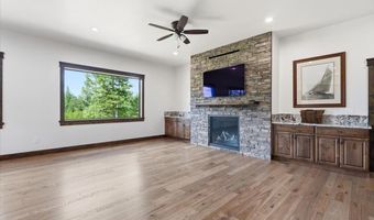 216 Mara Mdws, Athol, ID 83801