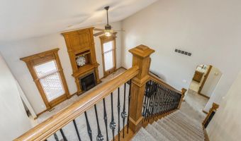 1737 Ashwood Dr SW, Altoona, IA 50009