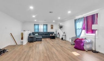 76 W 25th St, Bayonne, NJ 07002