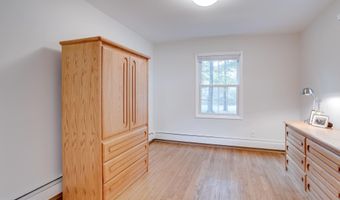 8605 VIRGINIA Ave, Annandale, VA 22003