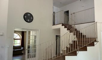 10915 Sunray Pl, La Mesa, CA 91941
