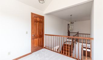121 Summershade Ct, Amherst, NY 14051
