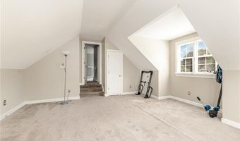 376 Kingsmill Dr, Advance, NC 27006