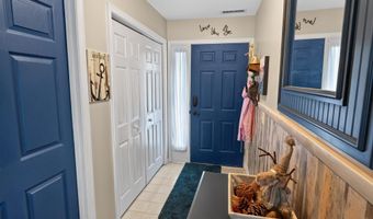 395 LAKESIDE Dr, Lewes, DE 19958