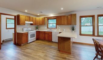 20 Hickory St, Danbury, CT 06810