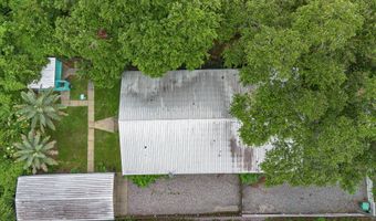 223 Sycamore St, Bay St. Louis, MS 39520