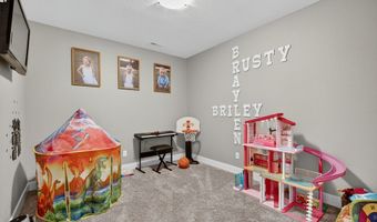 1150 Cardinal Dr, Polk City, IA 50226