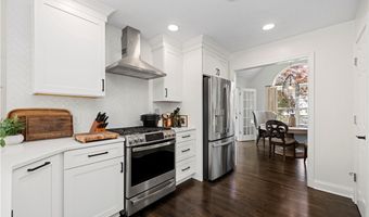 435 Country Walk, Amherst, OH 44001
